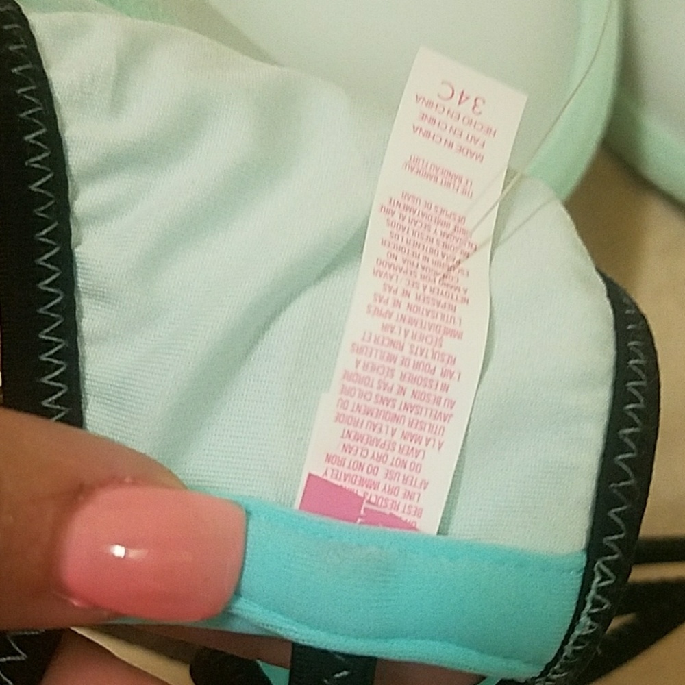 NWOT VS Strappy Bandeau Bikini Top - Picture 4 of 4